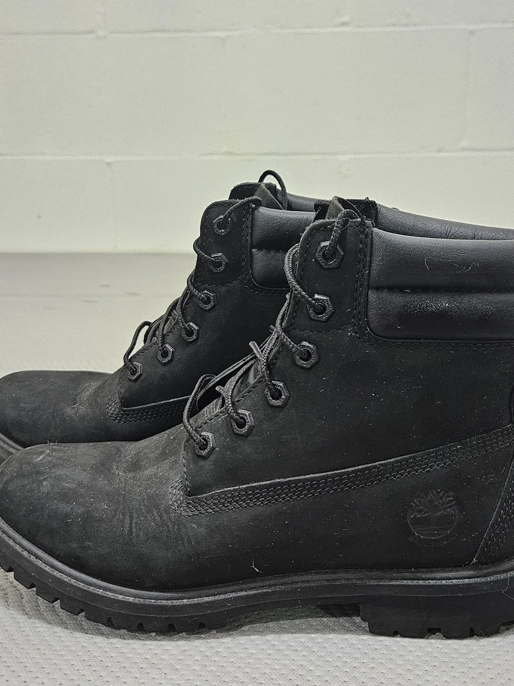 Timberland Boots Linden Woods 6” Black Suede Waterproof Womens Size 8
